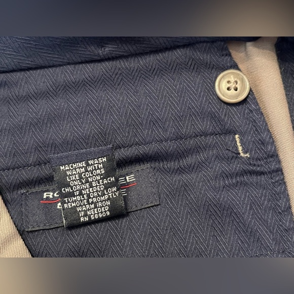 Men’s Roundtree & Yorke Easy Care Dress Pants Size 34x30 Tan Pleated, Cuffed Hem - Picture 6 of 7